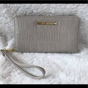 Steve Madden wallet